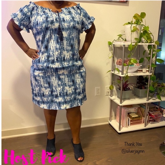 Wrapper Dresses & Skirts - 🎉HP🎉 NWT Blue tie dye dress